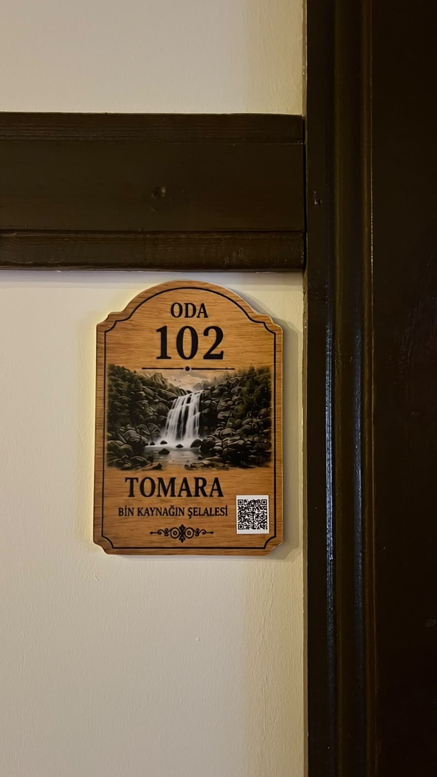 102 · Tomara