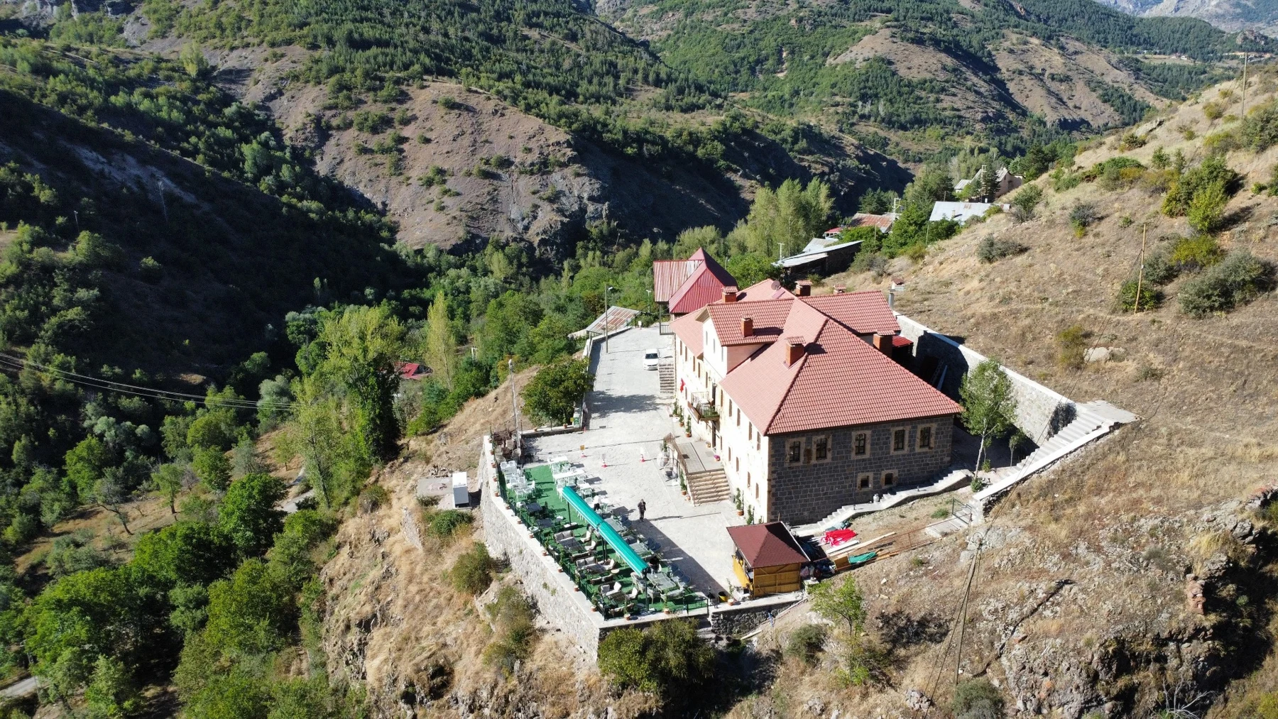 Konaklar ve doğa